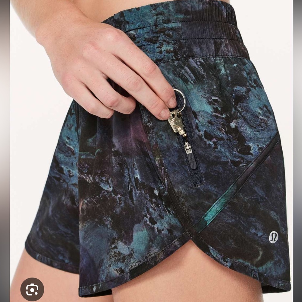 Lululemon Tracker Short V Radiant Multi Midnight Navy